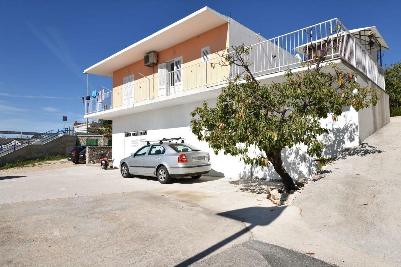 Apartments Zmika Primosten Exterior photo