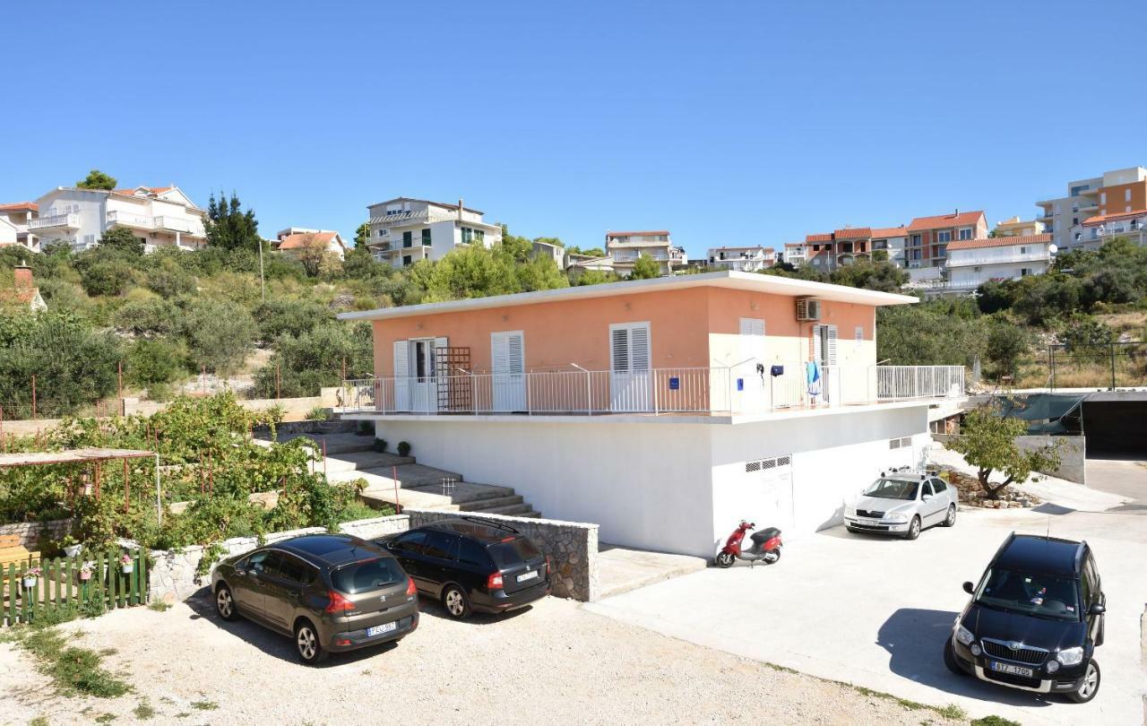 Apartments Zmika Primosten Exterior photo